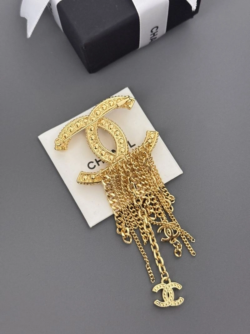 Unique Chanel Brooches 228133