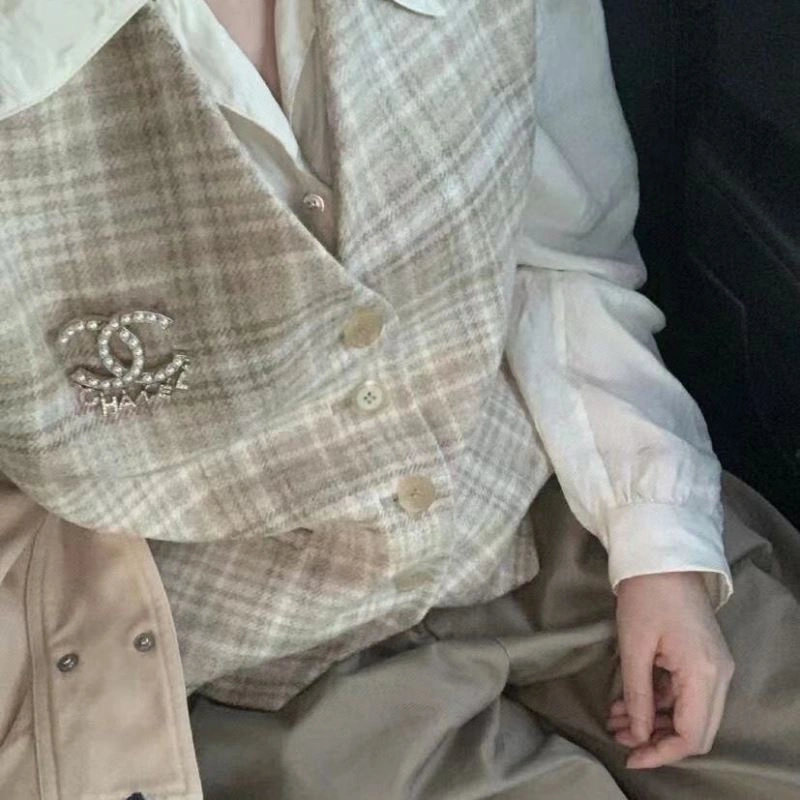 Chanel Brooches AllSeason 228162
