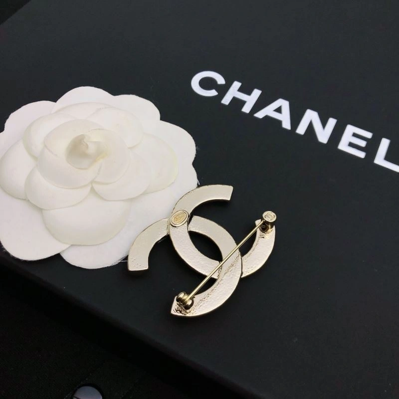 Original Chanel Brooches 228152