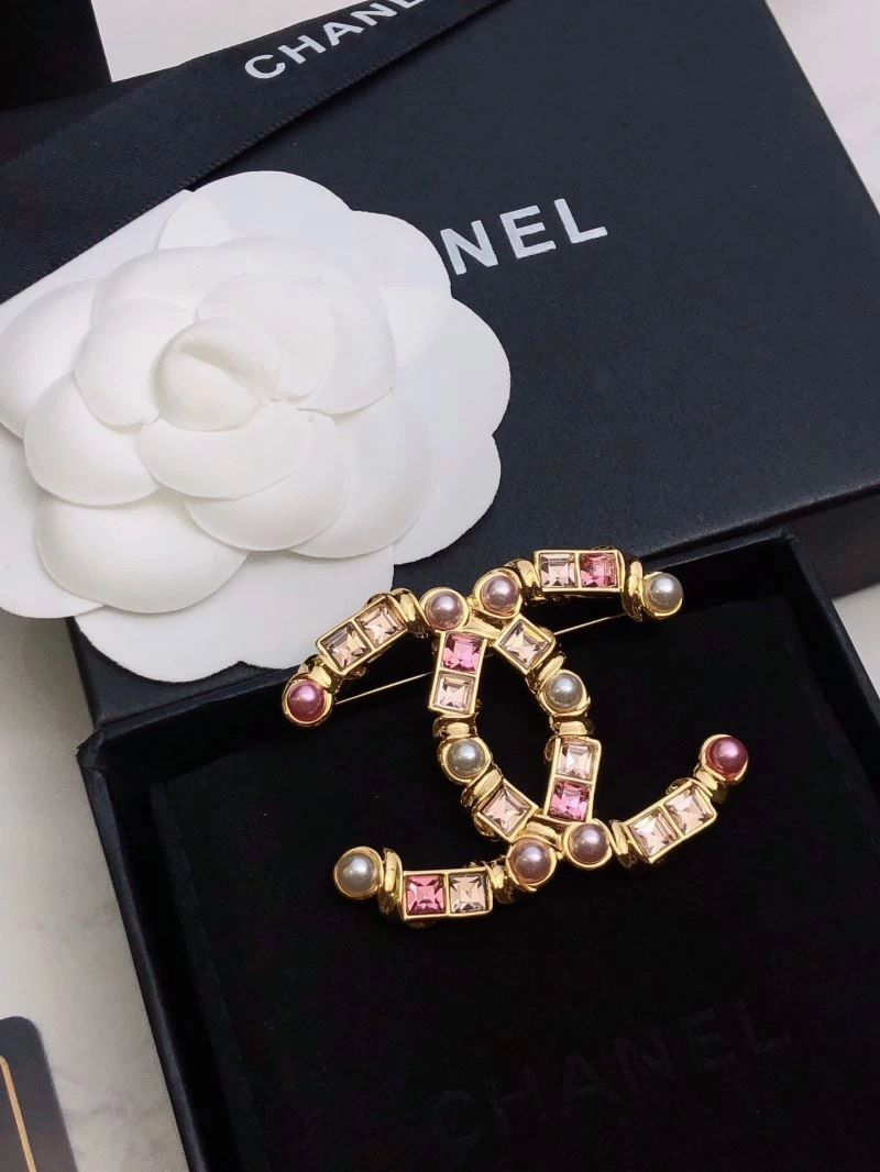 Popular Chanel Brooches 228164