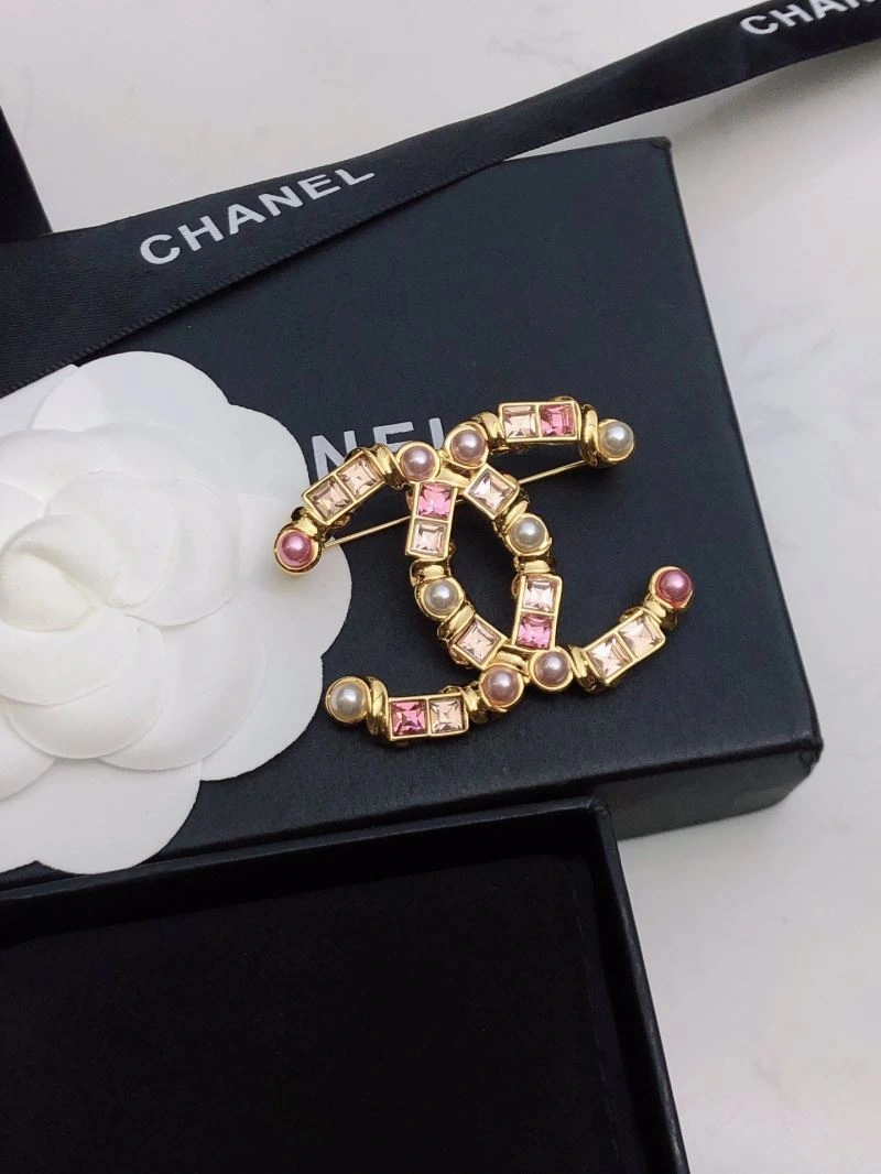 Popular Chanel Brooches 228164