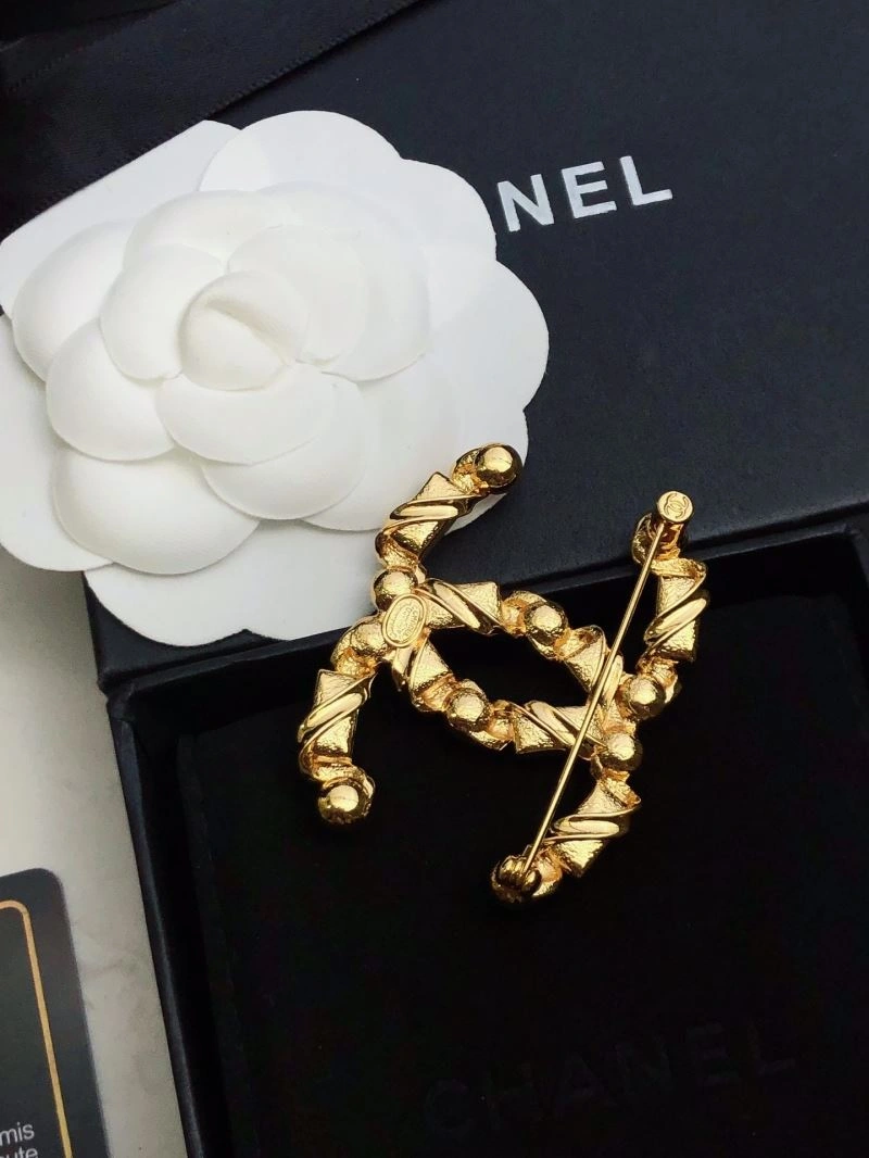 Popular Chanel Brooches 228164