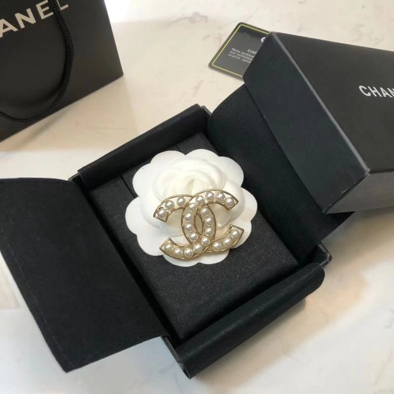 Chanel Brooches Attractive 228151