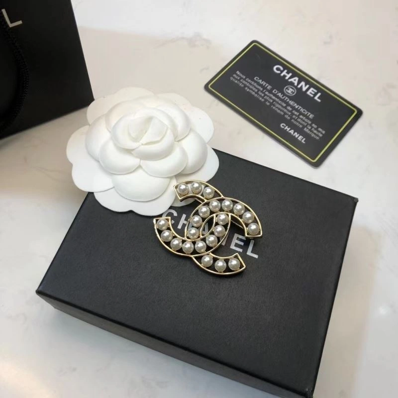 Chanel Brooches Attractive 228151