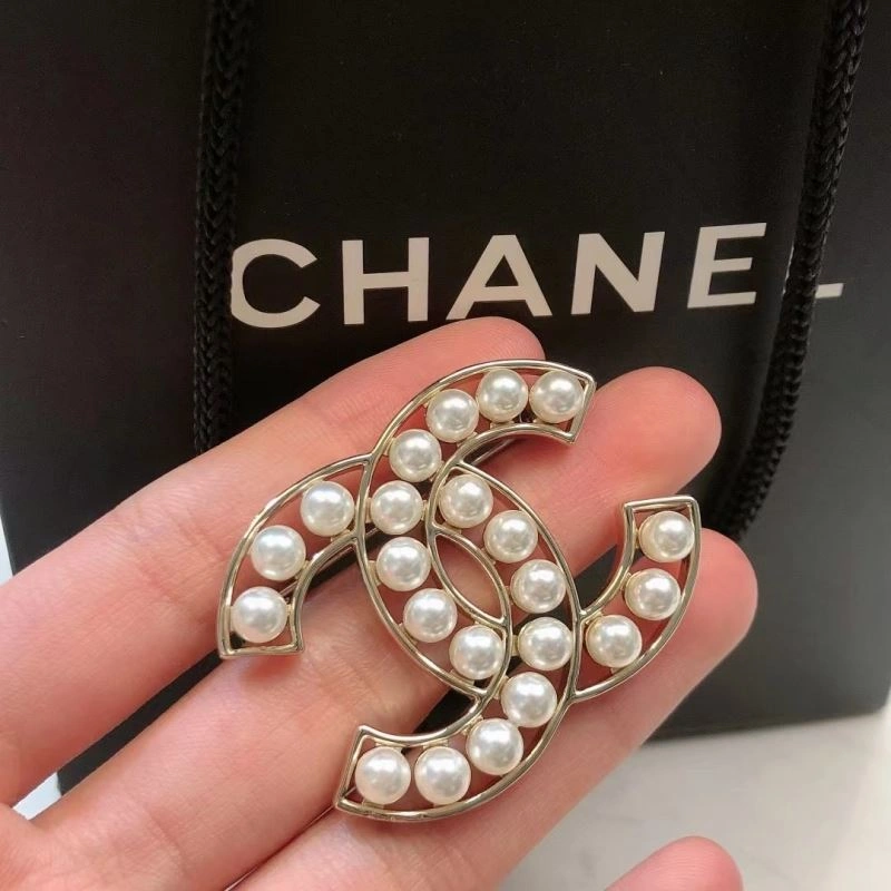 Chanel Brooches Attractive 228151