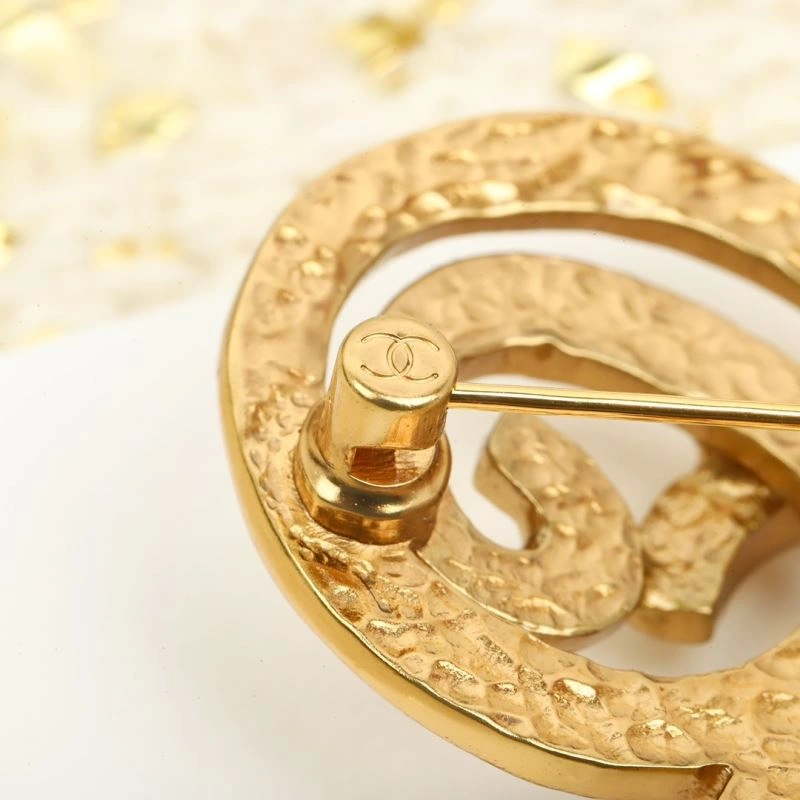 Chanel Brooches Contemporary 228137