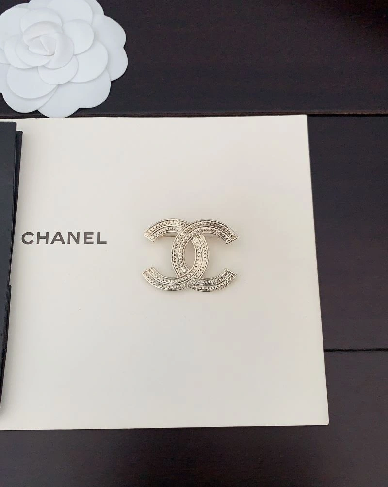 Chanel Brooches Sleek 228106