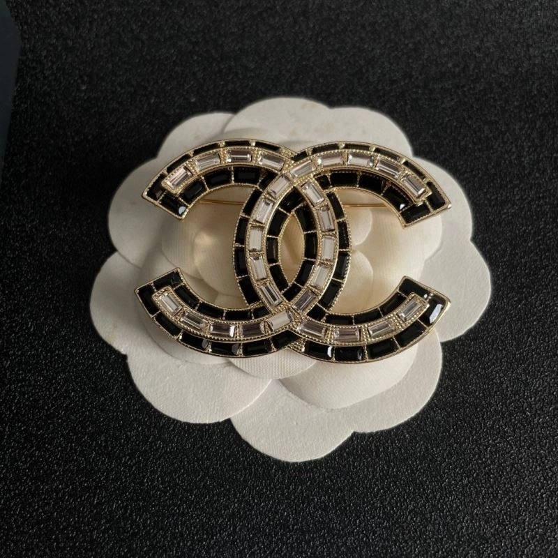 GoodFit Chanel Brooches 228107