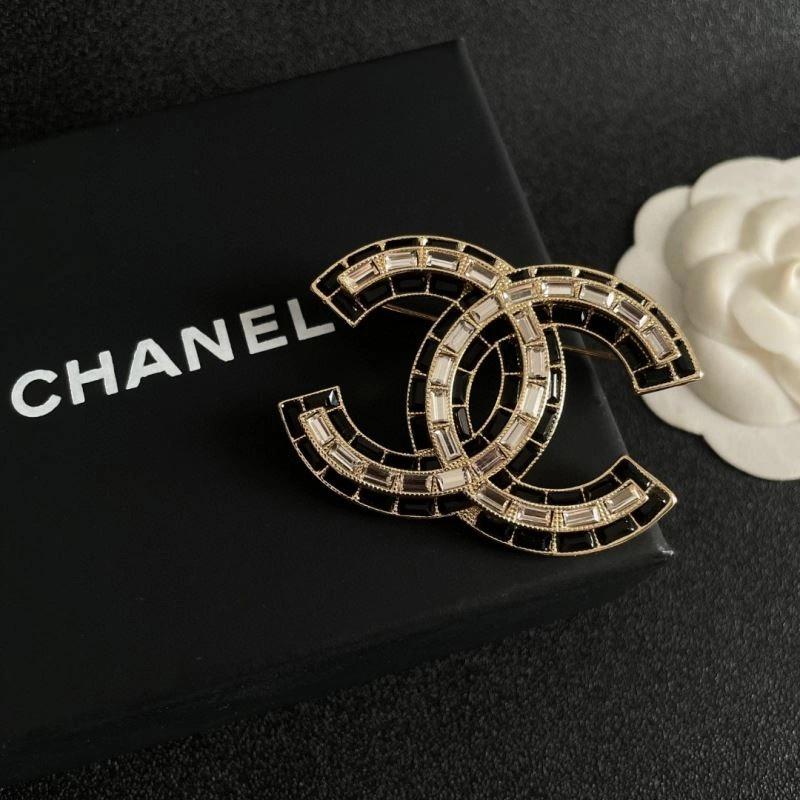 GoodFit Chanel Brooches 228107