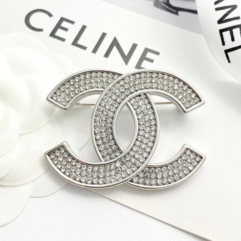 Bold Chanel Brooches 228301