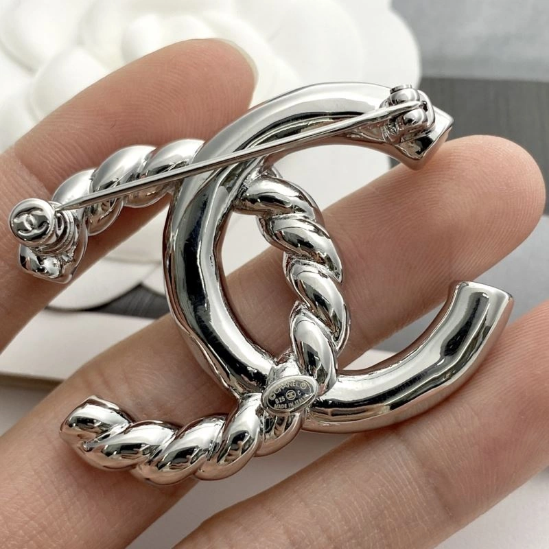 Chanel Brooches Breathable 228124