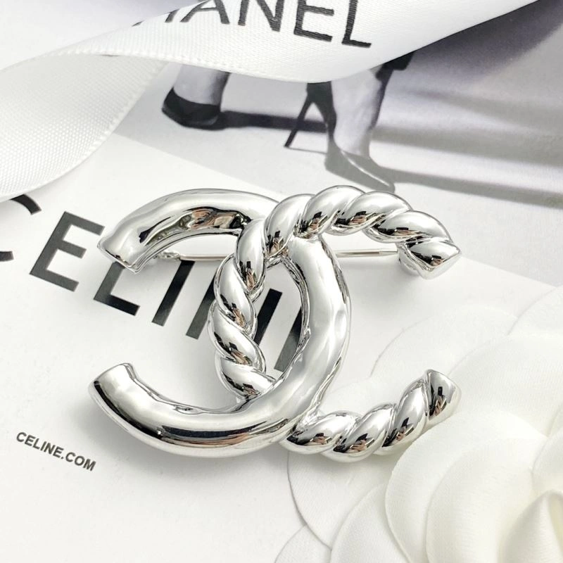 Chanel Brooches Breathable 228124