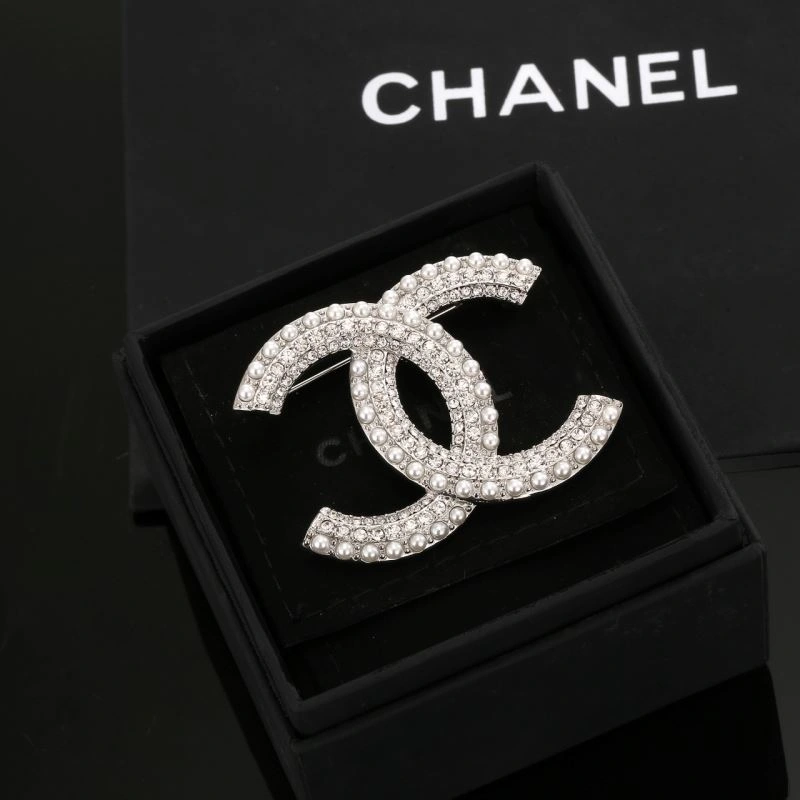 Chanel Brooches TechFriendly 228099