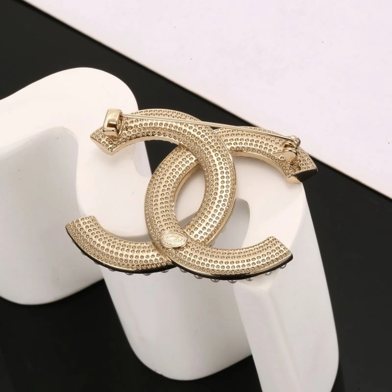 Chanel Brooches TechFriendly 228099