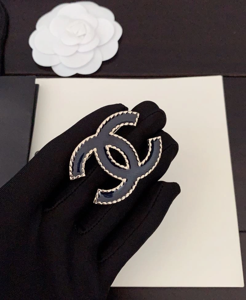 Chanel Brooches Fashionable 228147