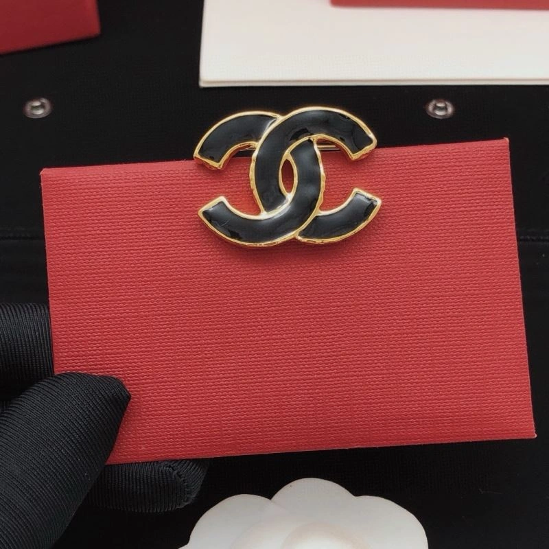 Chanel Brooches Breathable 228092