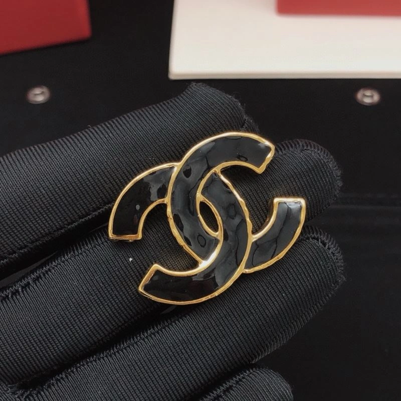 Chanel Brooches Breathable 228092