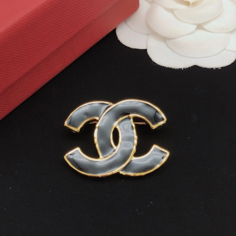 Chanel Brooches Breathable 228092