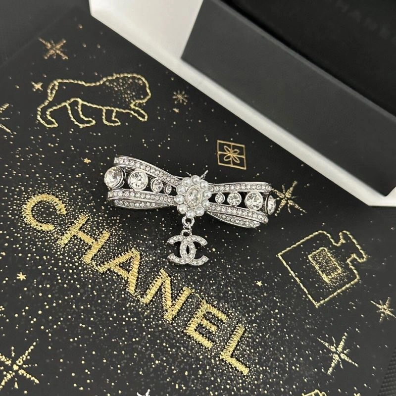 Chanel Brooches Supportive 228115