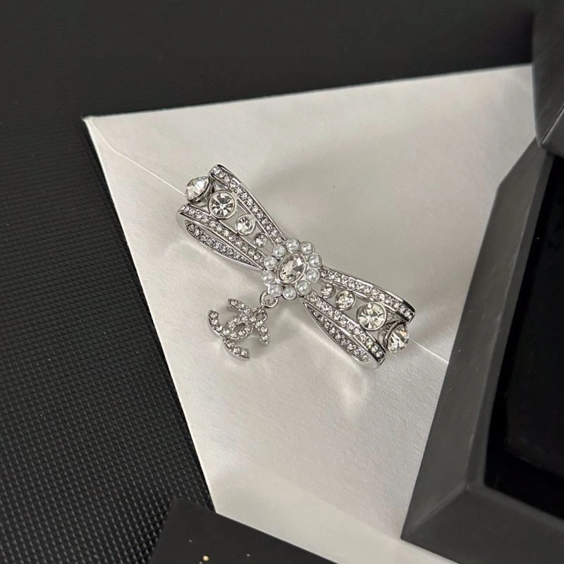 Chanel Brooches Supportive 228115