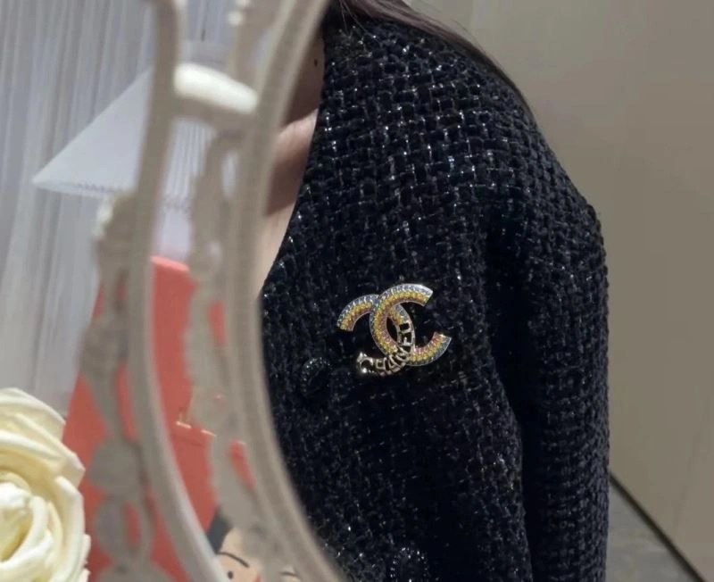 Chanel Brooches Durable 228094