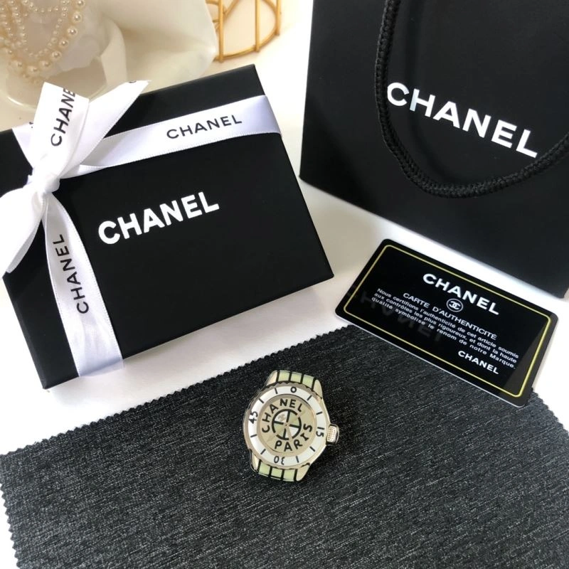 Chanel Brooches Trendy 228091