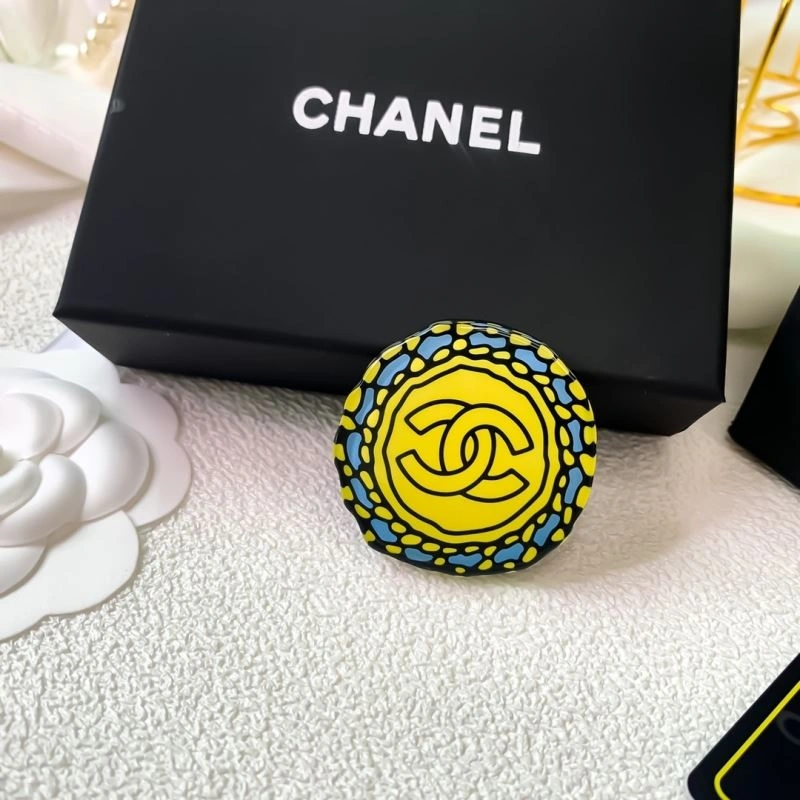 WeatherProof Chanel Brooches 228088