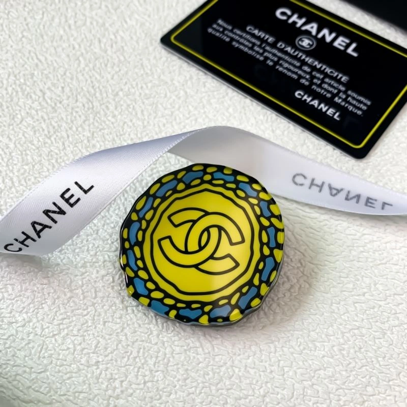 WeatherProof Chanel Brooches 228088