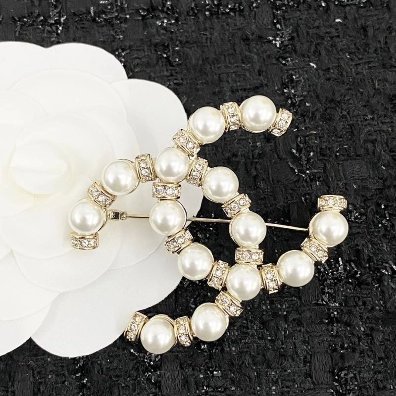 OnTrend Chanel Brooches 226422
