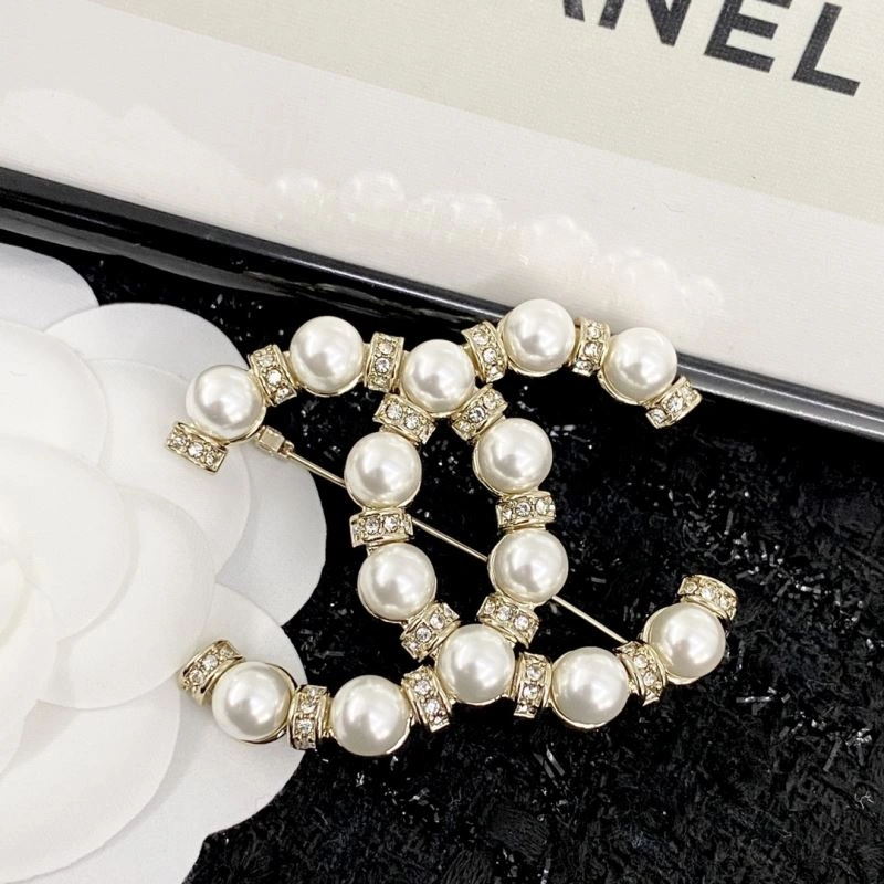 OnTrend Chanel Brooches 226422