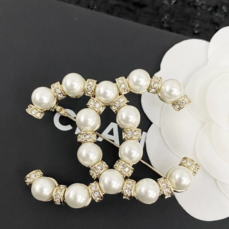 OnTrend Chanel Brooches 226422