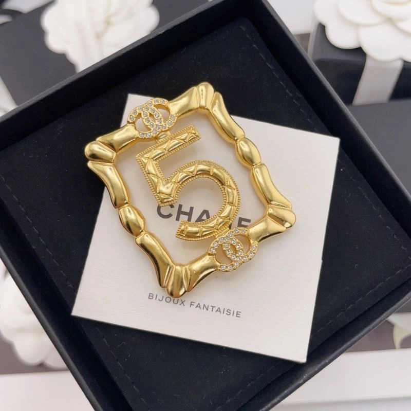 FreshLook Chanel Brooches 226416