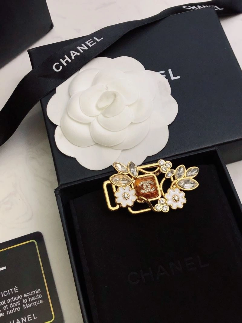 Chanel Brooches Stretchable 226408