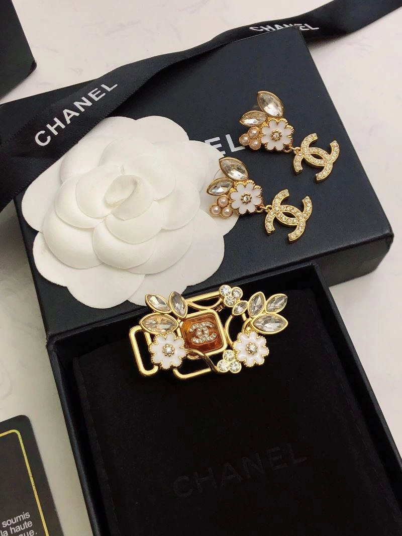 Chanel Brooches Stretchable 226408