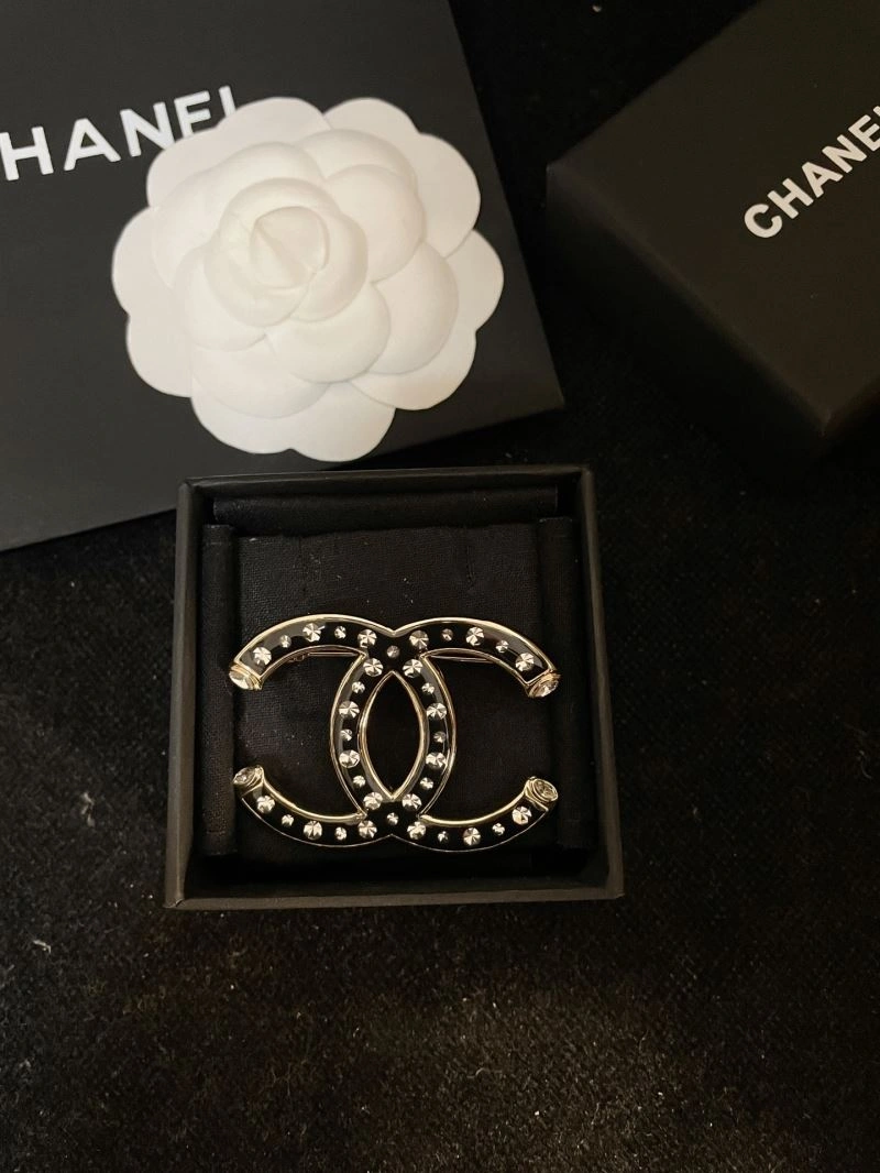 Chanel Brooches OnTrend 226404