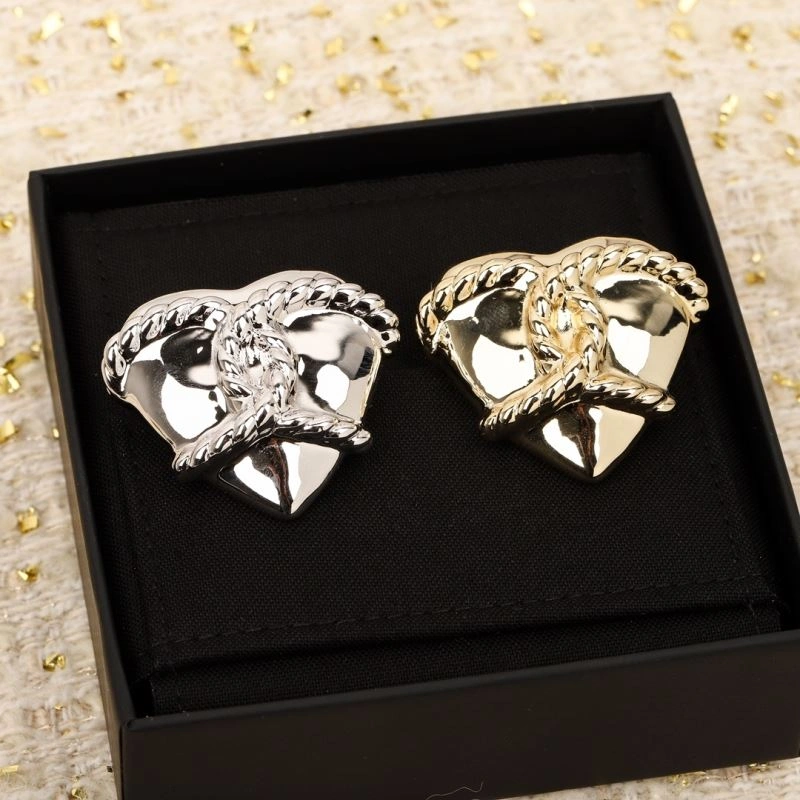 Chanel Brooches Tailored 226409