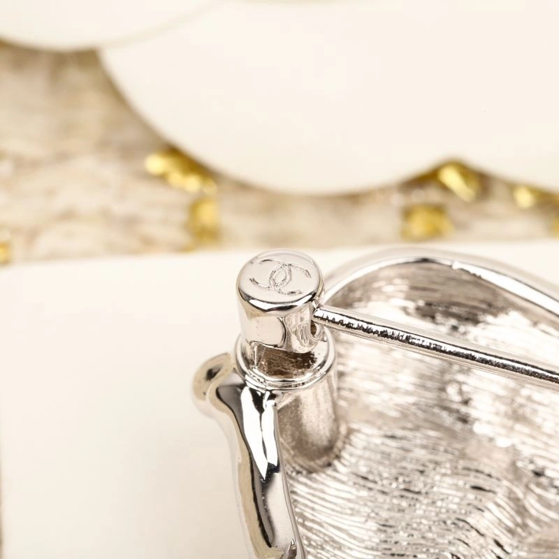 Chanel Brooches Tailored 226409