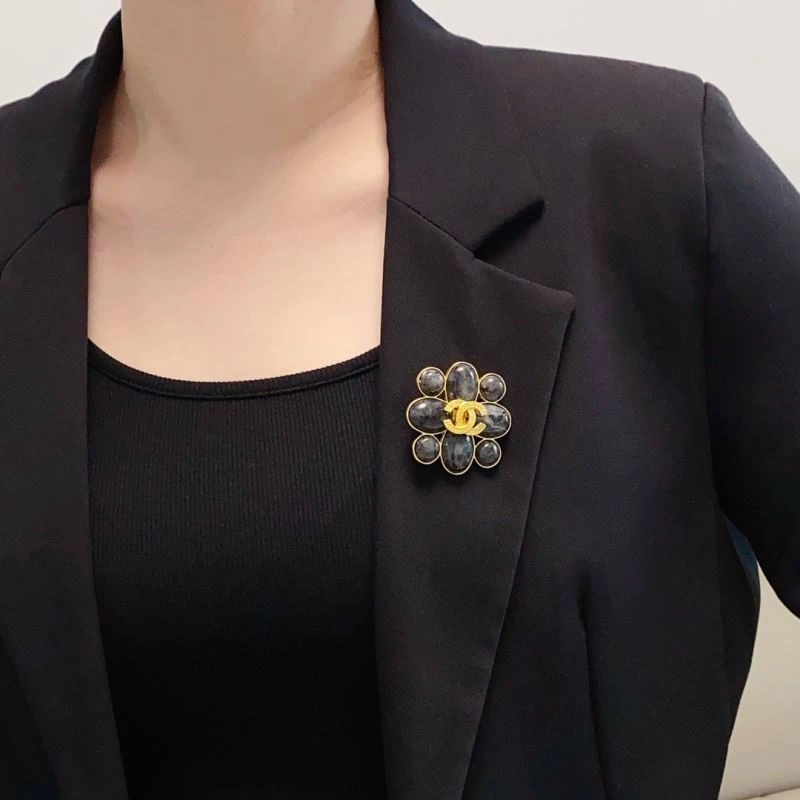 Chanel Brooches Breathable 226392