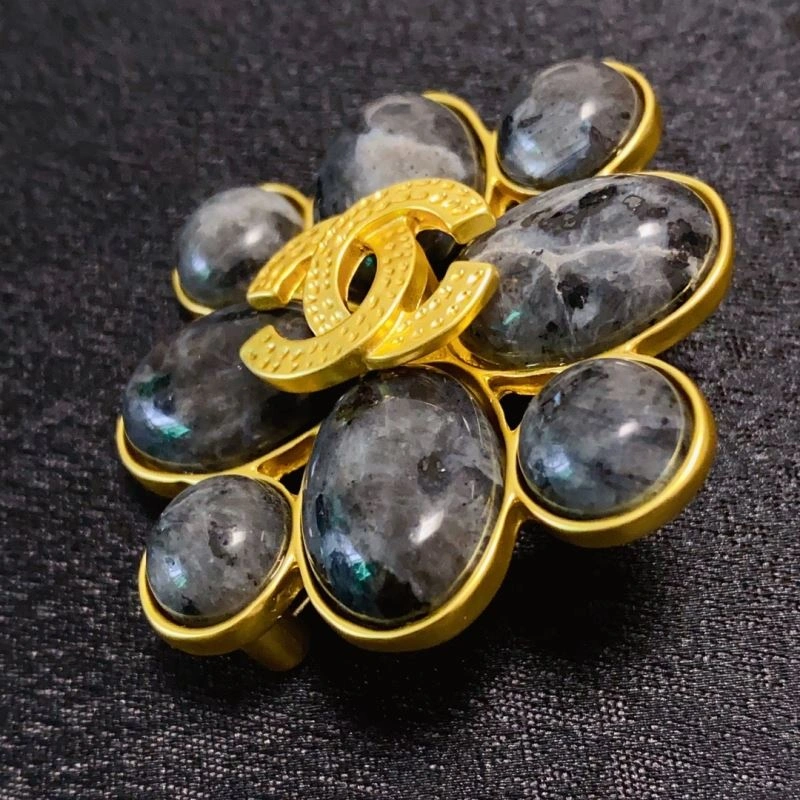 Chanel Brooches Breathable 226392