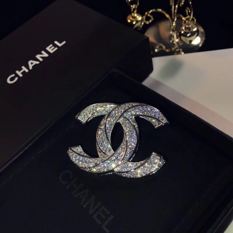 Chanel Brooches ZipUp 226376