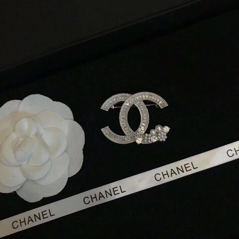 Chanel Brooches Durable 226381