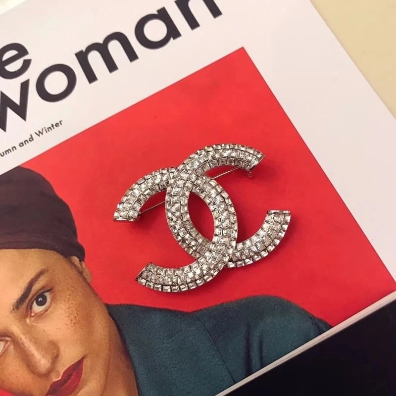 Upgraded Chanel Brooches 226389