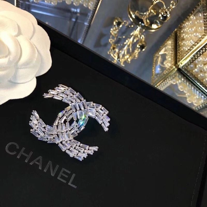 Chanel Brooches Effortless 226428