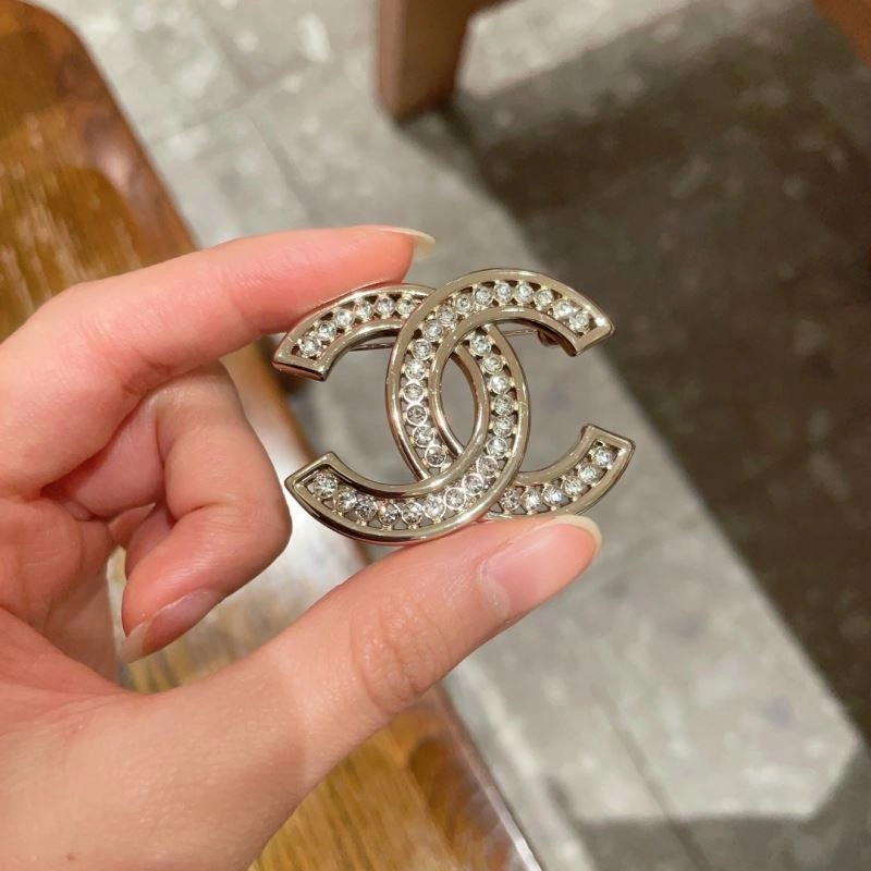 FastDry Chanel Brooches 226370