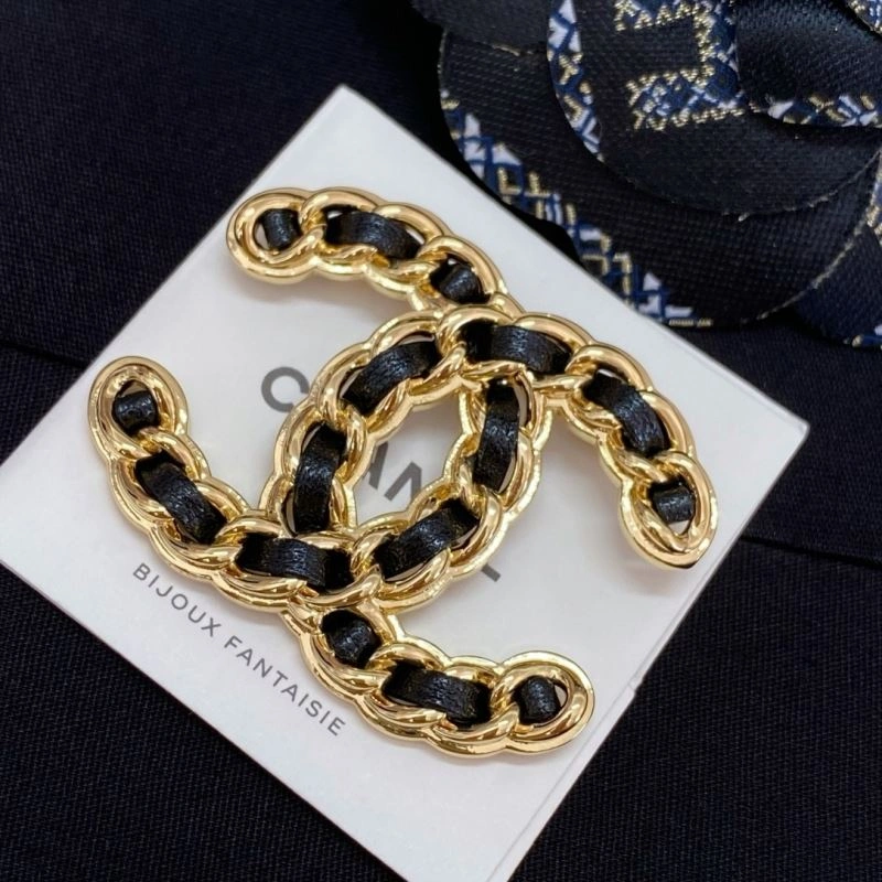 Chanel Brooches Colorful 226444
