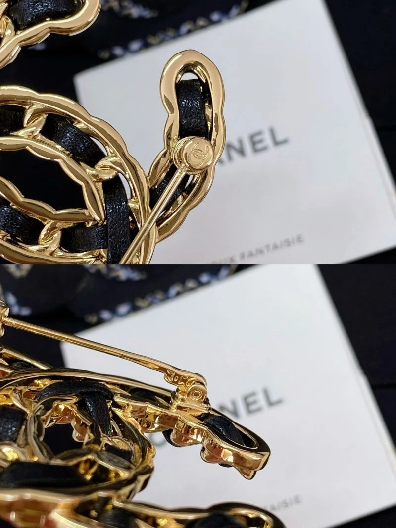 Chanel Brooches Colorful 226444