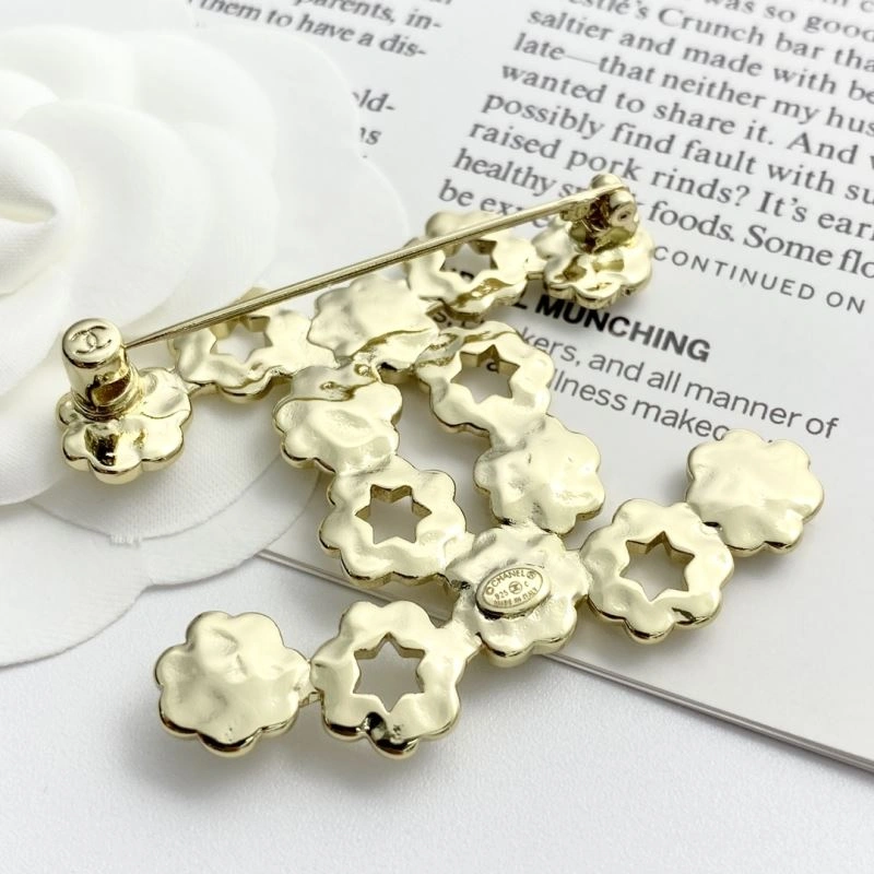 OnTrend Chanel Brooches 226377