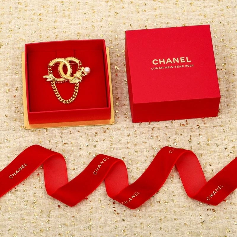Reliable Chanel Brooches 226372