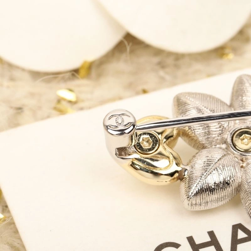 Chanel Brooches Original 226367