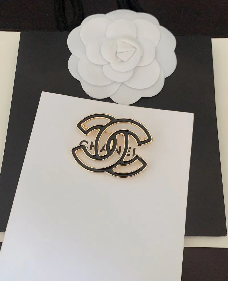 BestValue Chanel Brooches 226379